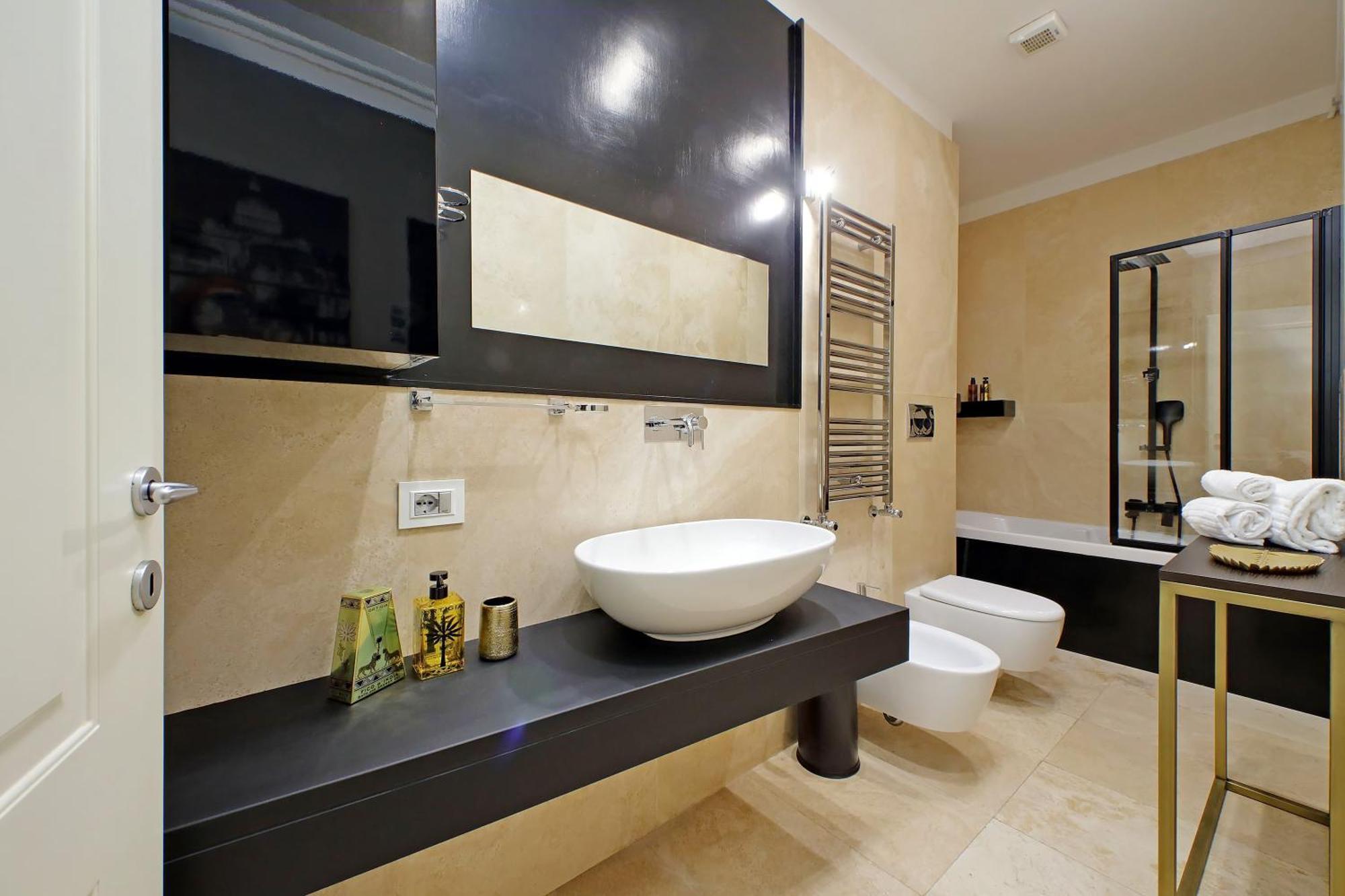 Spanish Diamond Luxury Style โรม ภายนอก รูปภาพ